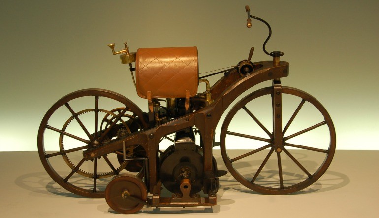 A journey through the history of the Motorcycle | Barcelona Five Star Hotel | Hotel Omm | Whatsup