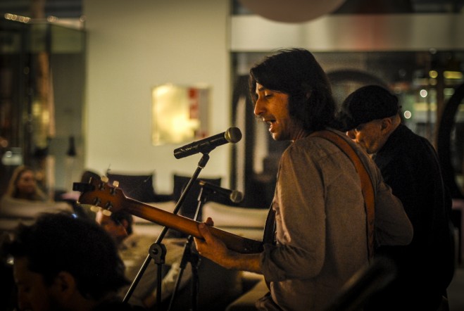Música en directo y buen ambiente en el Lobby del Hotel Omm! | Hotel boutique en Barcelona | Hotel Omm