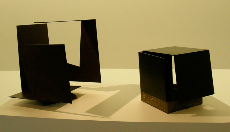 Jorge Oteiza’s work at Casa Mila | Barcelona Five Star Hotel | Hotel Omm | Whatsup