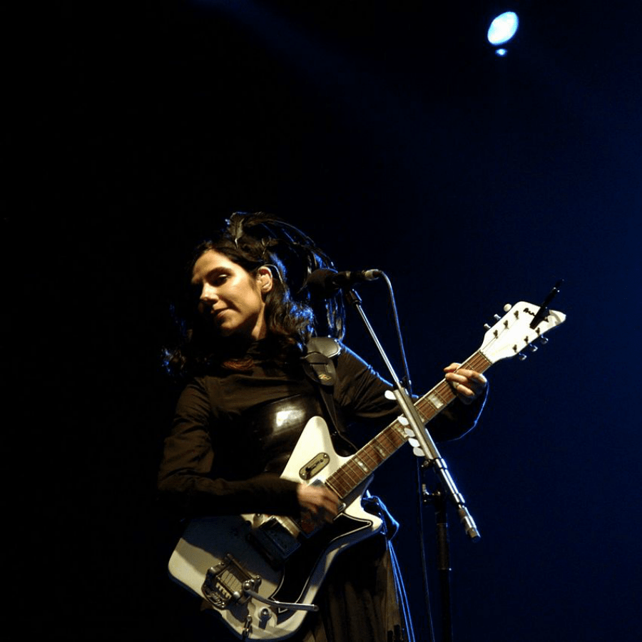 PJ Harvey Concert at the Poble Espanyol in Barcelona | Barcelona Five Star Hotel | Hotel Omm | Whatsup